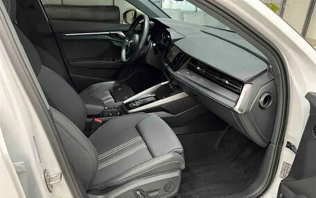 Audi A3, 2023 год, 1 890 000 рублей, 13 фотография