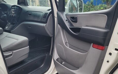 Hyundai Grand Starex Grand Starex I рестайлинг 2, 2008 год, 1 690 000 рублей, 9 фотография