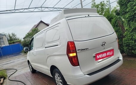 Hyundai Grand Starex Grand Starex I рестайлинг 2, 2008 год, 1 690 000 рублей, 3 фотография