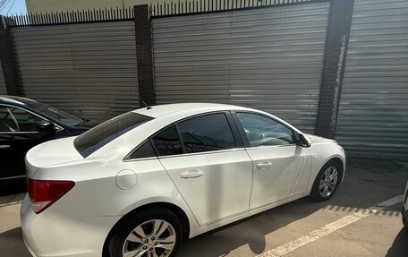 Chevrolet Cruze II, 2013 год, 900 000 рублей, 3 фотография