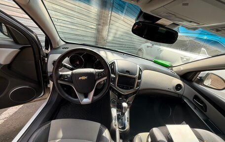 Chevrolet Cruze II, 2013 год, 900 000 рублей, 5 фотография