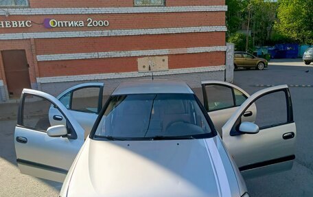 Nissan Almera, 2001 год, 160 000 рублей, 11 фотография