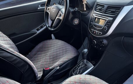 Hyundai Solaris II рестайлинг, 2014 год, 800 000 рублей, 14 фотография