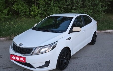 KIA Rio III рестайлинг, 2015 год, 650 000 рублей, 3 фотография