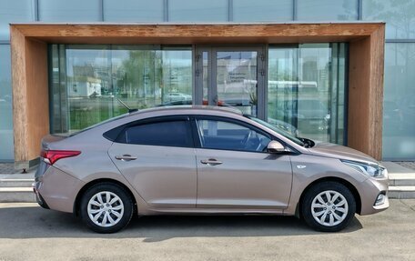 Hyundai Solaris II рестайлинг, 2019 год, 1 300 000 рублей, 4 фотография