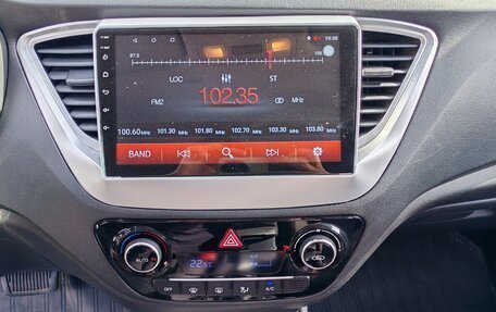 Hyundai Solaris II рестайлинг, 2019 год, 1 300 000 рублей, 8 фотография