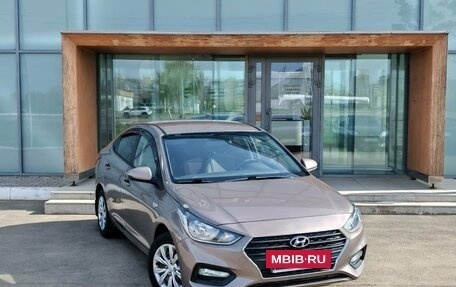 Hyundai Solaris II рестайлинг, 2019 год, 1 300 000 рублей, 3 фотография