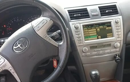 Toyota Camry, 2011 год, 1 100 000 рублей, 8 фотография
