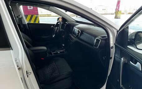 KIA Sportage IV рестайлинг, 2017 год, 1 800 000 рублей, 24 фотография