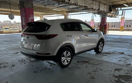 KIA Sportage IV рестайлинг, 2017 год, 1 800 000 рублей, 27 фотография
