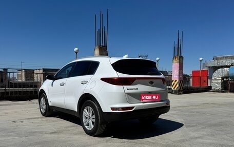 KIA Sportage IV рестайлинг, 2017 год, 1 800 000 рублей, 33 фотография