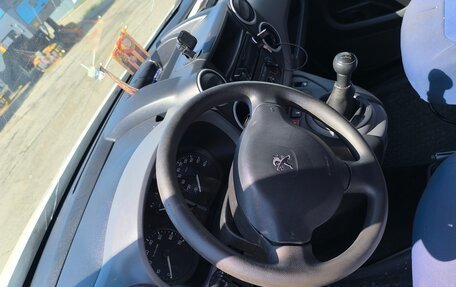 Peugeot Partner II рестайлинг 2, 2016 год, 700 000 рублей, 7 фотография