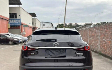 Mazda CX-4, 2022 год, 1 690 000 рублей, 5 фотография