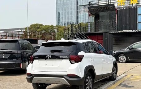 Toyota Yaris XP150 рестайлинг, 2022 год, 1 130 000 рублей, 6 фотография