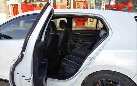 Volkswagen Golf VIII, 2023 год, 1 750 052 рублей, 10 фотография