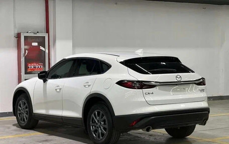 Mazda CX-4, 2022 год, 1 670 000 рублей, 4 фотография