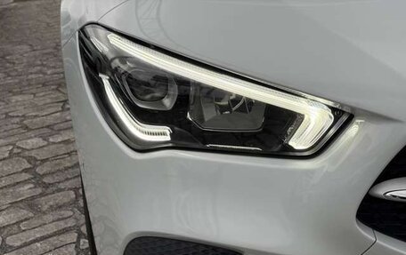 Mercedes-Benz CLA, 2022 год, 1 760 000 рублей, 11 фотография