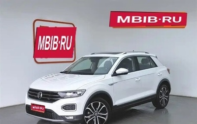 Volkswagen T-Roc I, 2022 год, 1 350 000 рублей, 1 фотография