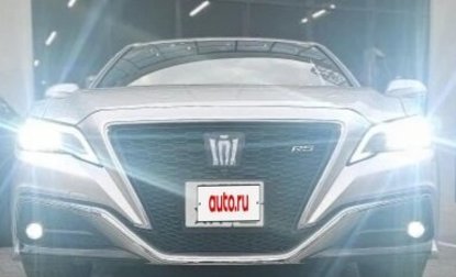 Toyota Crown, 2018 год, 3 600 000 рублей, 1 фотография