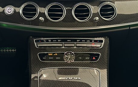 Mercedes-Benz E-Класс AMG, 2019 год, 7 200 000 рублей, 15 фотография