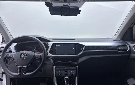 Volkswagen T-Cross I, 2022 год, 1 285 000 рублей, 12 фотография