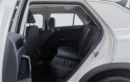 Volkswagen T-Roc I, 2022 год, 1 350 000 рублей, 14 фотография