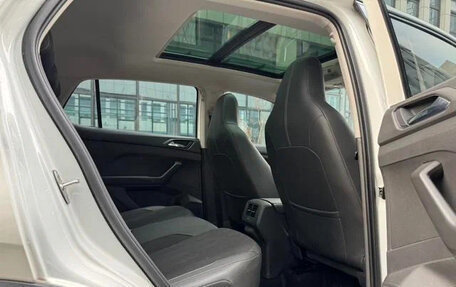 Volkswagen T-Cross I, 2022 год, 1 260 000 рублей, 19 фотография