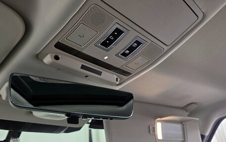 Land Rover Defender II, 2020 год, 5 659 040 рублей, 18 фотография