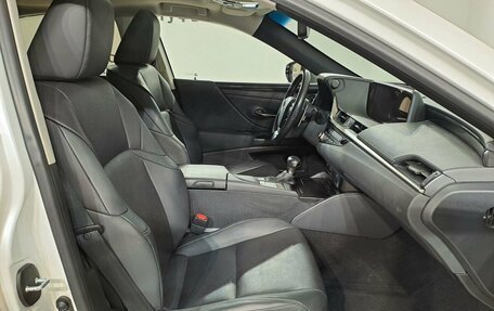 Lexus ES VII, 2021 год, 4 990 000 рублей, 17 фотография