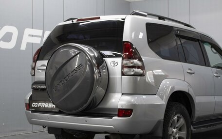Toyota Land Cruiser Prado 120 рестайлинг, 2003 год, 1 890 000 рублей, 5 фотография