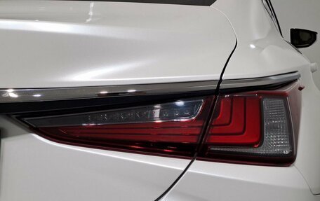 Lexus ES VII, 2021 год, 4 990 000 рублей, 23 фотография