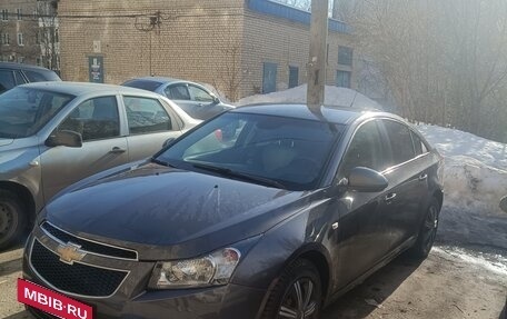 Chevrolet Cruze II, 2011 год, 490 000 рублей, 3 фотография