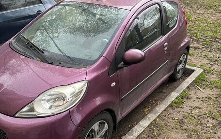 Peugeot 107 I рестайлинг, 2012 год, 460 000 рублей, 2 фотография