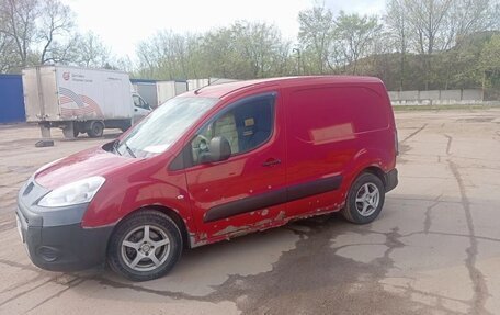 Peugeot Partner II рестайлинг 2, 2010 год, 240 000 рублей, 2 фотография