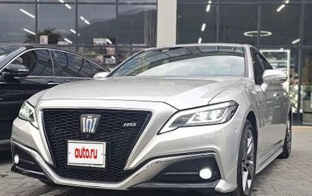 Toyota Crown, 2018 год, 3 600 000 рублей, 8 фотография