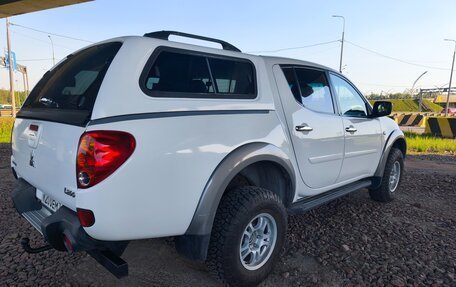 Mitsubishi L200 IV рестайлинг, 2011 год, 1 550 000 рублей, 6 фотография