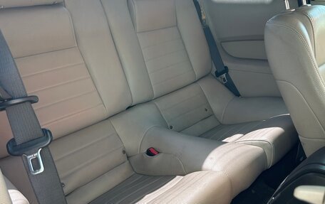 Ford Mustang VI рестайлинг, 2010 год, 1 000 000 рублей, 12 фотография