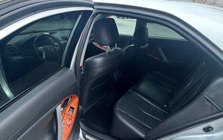Toyota Camry, 2010 год, 1 700 000 рублей, 9 фотография