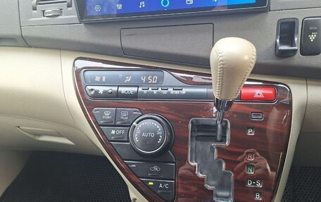 Toyota ISis I, 2016 год, 1 750 000 рублей, 5 фотография