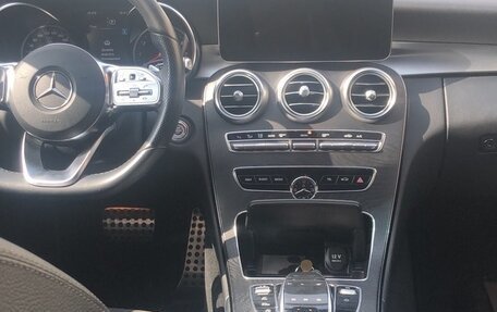 Mercedes-Benz C-Класс, 2019 год, 3 380 000 рублей, 2 фотография