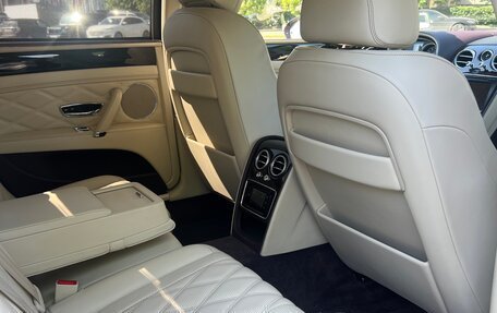 Bentley Flying Spur II, 2014 год, 5 050 000 рублей, 11 фотография