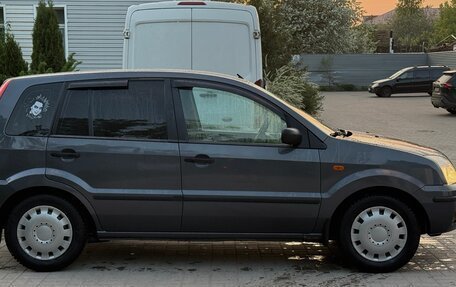 Ford Fusion I, 2005 год, 388 000 рублей, 4 фотография
