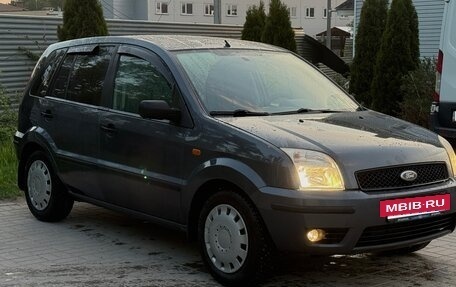 Ford Fusion I, 2005 год, 388 000 рублей, 3 фотография