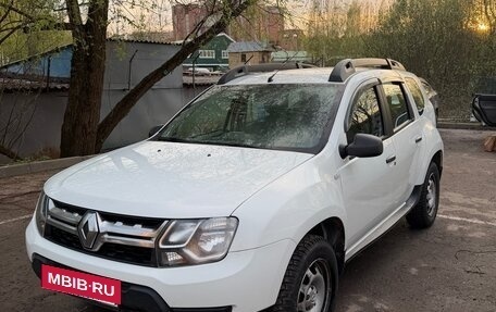 Renault Duster I рестайлинг, 2019 год, 1 000 000 рублей, 3 фотография