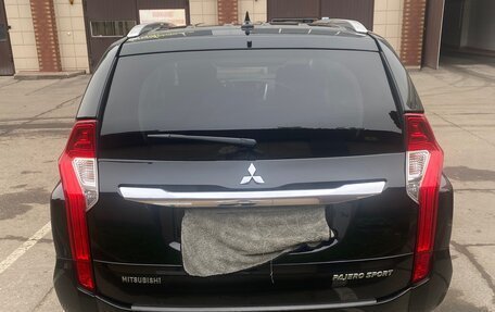 Mitsubishi Pajero Sport III рестайлинг, 2017 год, 2 850 000 рублей, 7 фотография