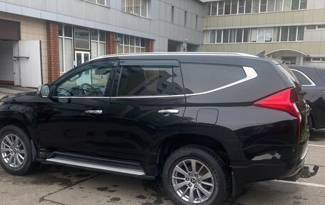 Mitsubishi Pajero Sport III рестайлинг, 2017 год, 2 850 000 рублей, 6 фотография
