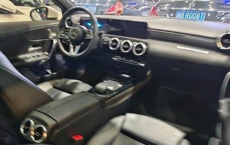 Mercedes-Benz A-Класс, 2022 год, 1 647 000 рублей, 2 фотография