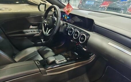 Mercedes-Benz A-Класс, 2022 год, 1 647 000 рублей, 11 фотография