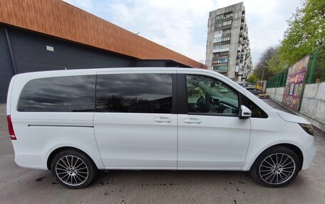 Mercedes-Benz V-Класс, 2020 год, 7 500 000 рублей, 2 фотография