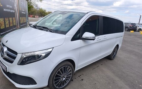 Mercedes-Benz V-Класс, 2020 год, 7 500 000 рублей, 4 фотография